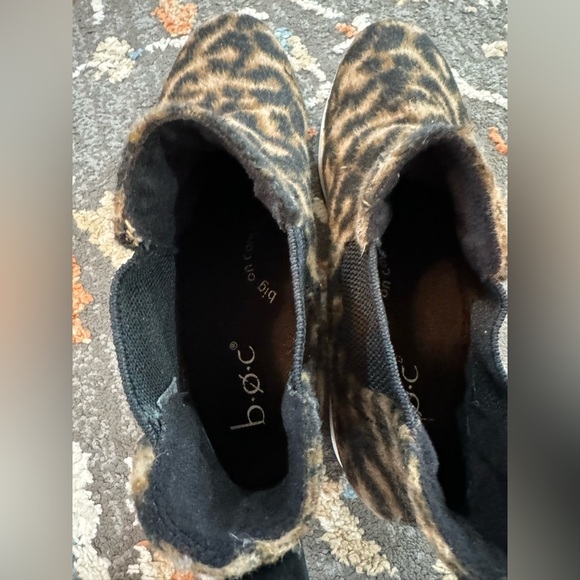 NWOT Women's Kara Chelsea Boot BOC by Born, Leopard Women Shoes Size 9.5. - Picture 4 of 6